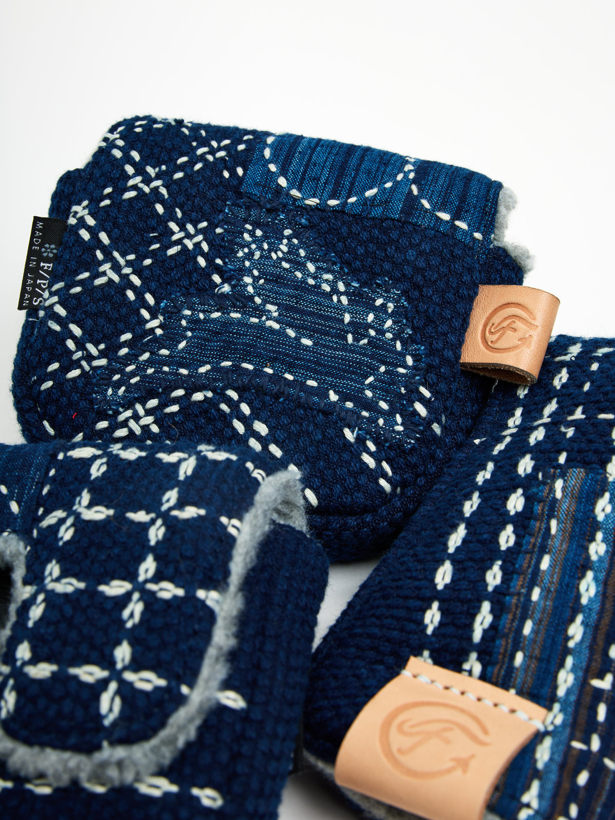 f/p/s Sashiko Putter Cover — detail