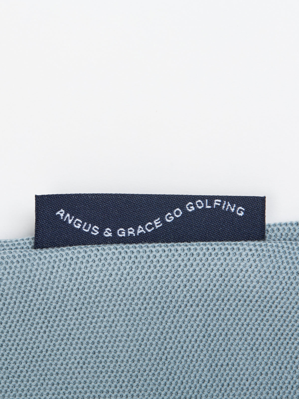 Angus & Grace Go Golfing label detail