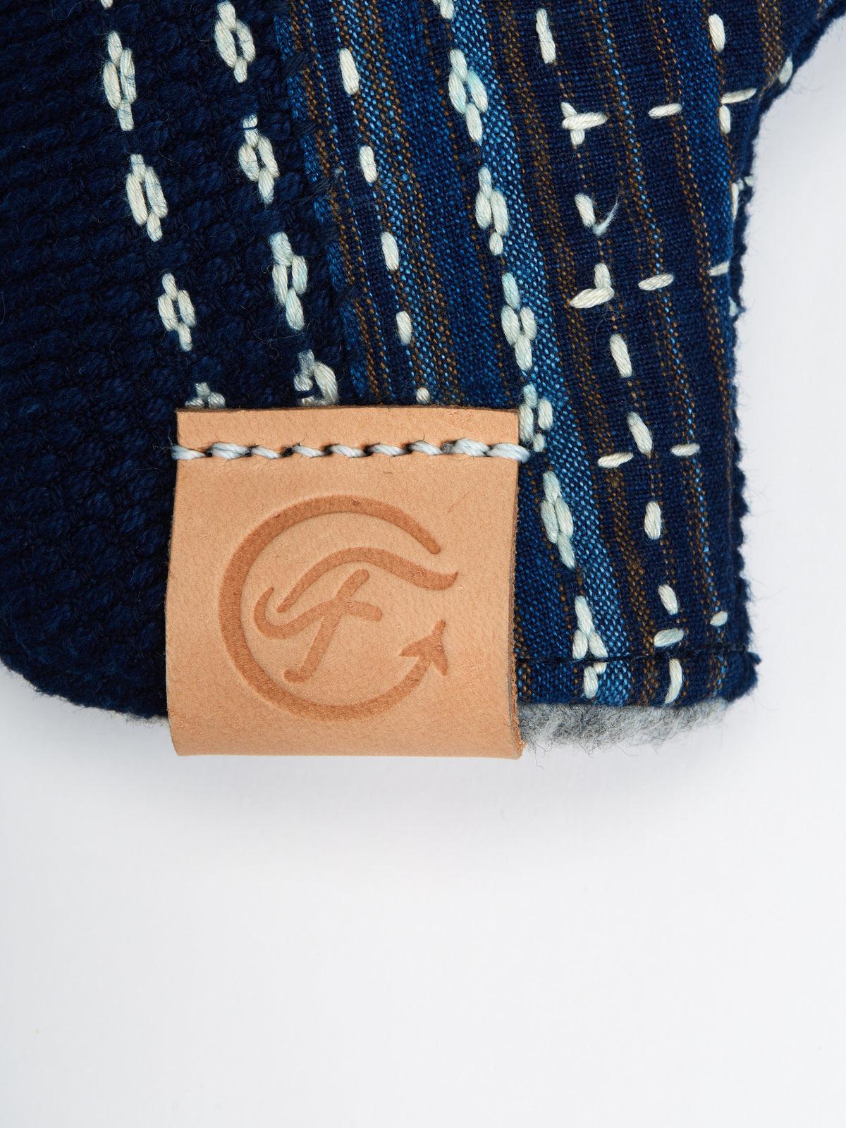 f/p/s Sashiko Putter Cover — detail